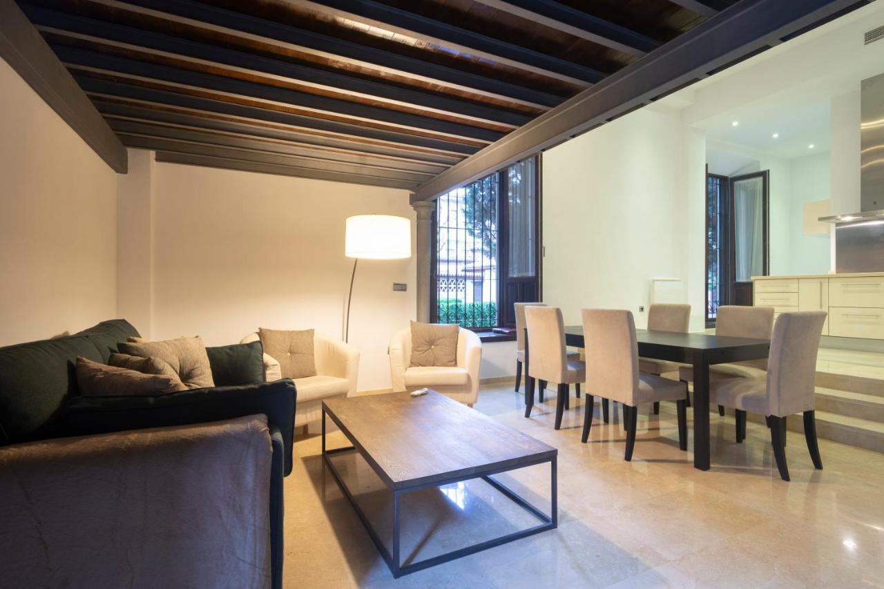 Apartamentos Palacio De Los Jeronimos グラナダ エクステリア 写真